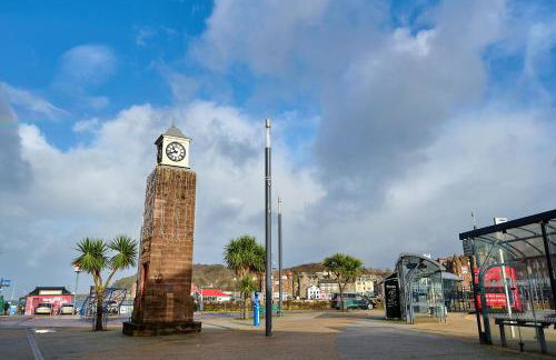 Stunning Sea Views - 3BD & Free Parking - Foto 23