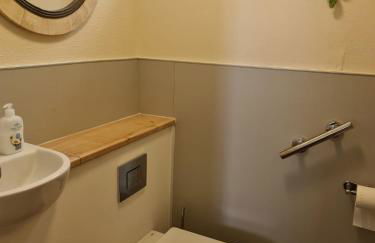 Arvonia sleeps 7, sea views, dog friendly - Foto 9