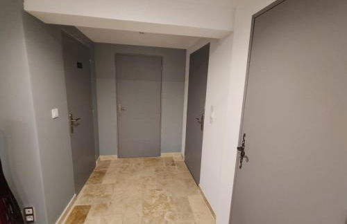 Appartement T3 NEUF proche centre ville, Clim et Parking et Centrale EDF - Foto 2