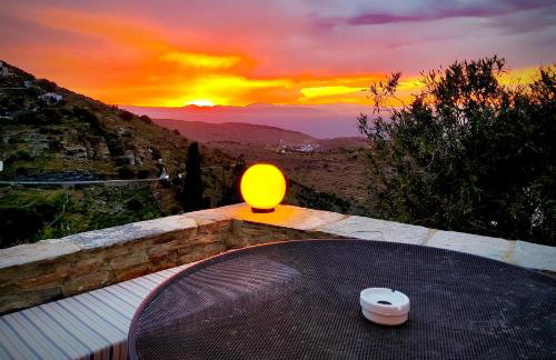 Ioulis Century Home - Photo 63