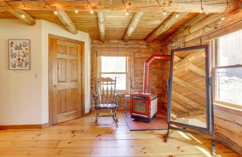 Near Trails, Lakes and Slopes Cabin in Walpole! - Foto 15