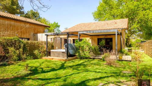 Gastes, Charmant chalet en bois avec Jacuzzi 6 pers - Foto 2