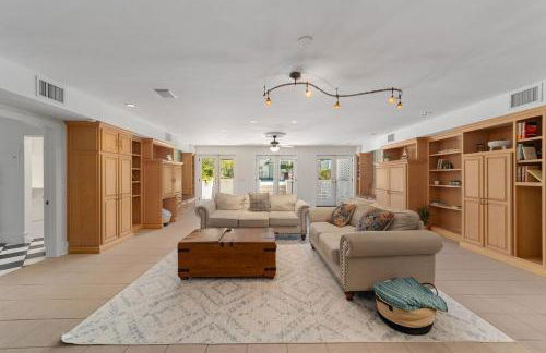 NEW Luxury Country Club Hot tub Gym Pool House Outdoor Kitchen EVENTS - Foto 51