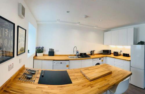 Apartment with Balcony near Chatham Dockside - Foto 37