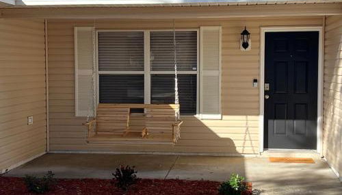 Get cozy in this Renovated home by the Villages - Foto 5