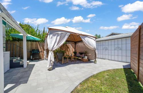 Walk to Beach - Beach Gear - Easy Parking - Foto 59