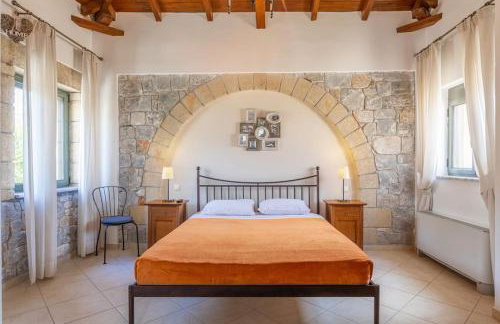 Luxury Villa Nefeli in Stoupa, Private Pool & BBQ - Foto 60