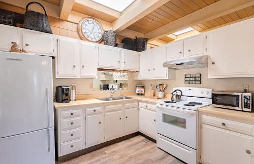 3797 Pine Place apts - Photo 5