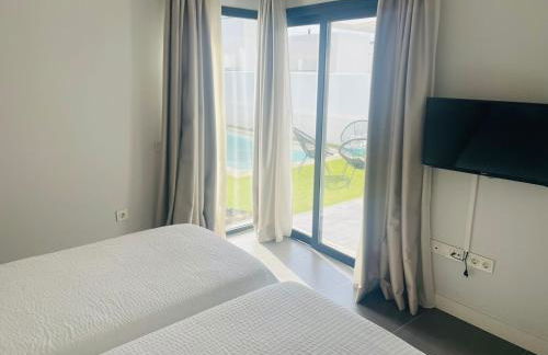 Villa Neo - Private Pool - 8 minutes Corralejo, mini Gym!! - Foto 15