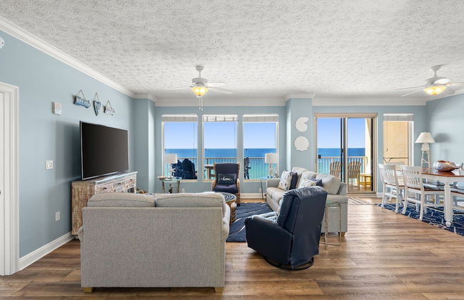 Beautiful Condo with Spacious Balcony to Enjoy Fascinating Ocean View - Unit 1002 by RedAwning - Foto 16