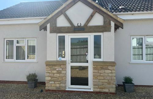 Old Groom's Cottage - Photo 3