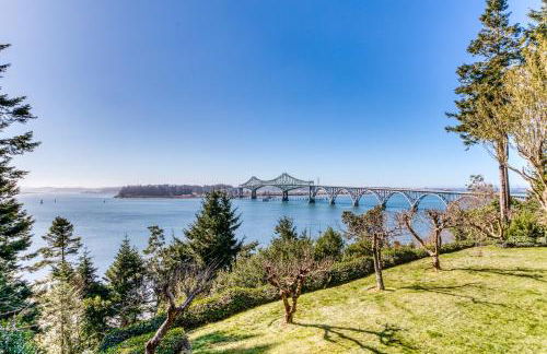 The Bridge and Balcony - Photo 35