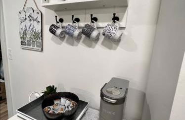 Sacred Heart HospitalHuckleberrysMin to Dwntn - Foto 18