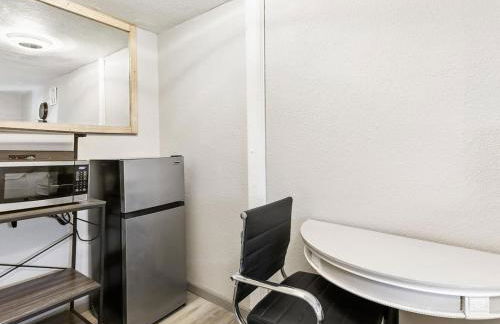 Charming Retro Property 6 - Photo 7