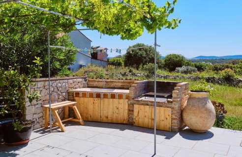 Gorgeous Home In Punta Kriza With Wifi - Foto 12