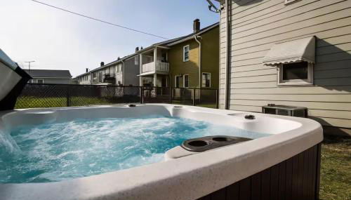 Hot Tub Ping Pong Sleeps 9 Retro Fun - Photo 2