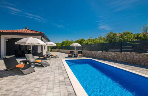 Villa Enie - Photo 1