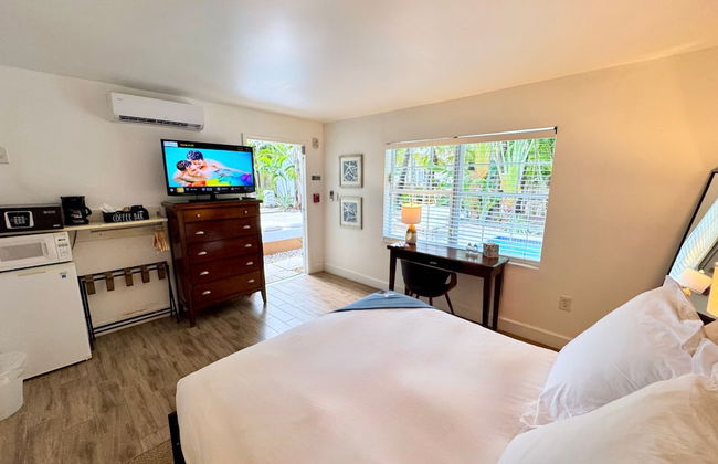 Islands Inn on the Drive - Poolside Paradise - Queen Bed - B2 - Foto 4