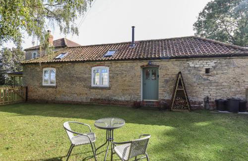 Swallow's Nest - Photo 1