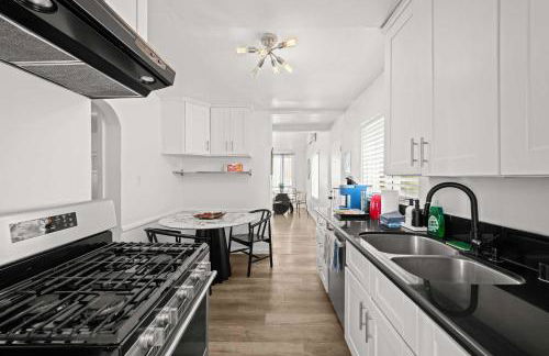 Remodeled 1BR LA Apartment with full kitchen - Foto 10