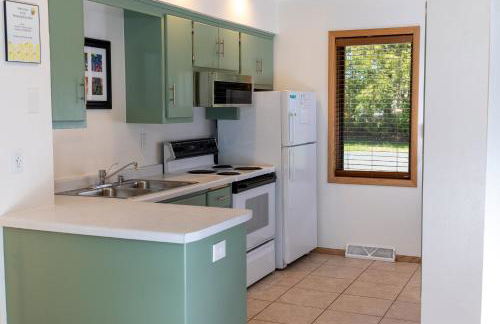 Relaxing Busy Bee C-7 by Simple Life Rentals - Foto 32