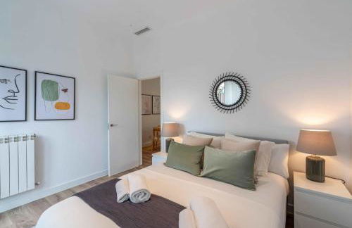 Avenida de San Luis 25, Design and comfort in the true style of Madrid, Book your getaway now! - Foto 49