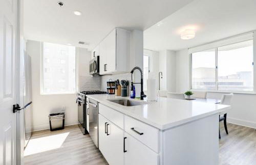 Capitol Convenience 2BR Luxury Minutes from DC - Foto 16
