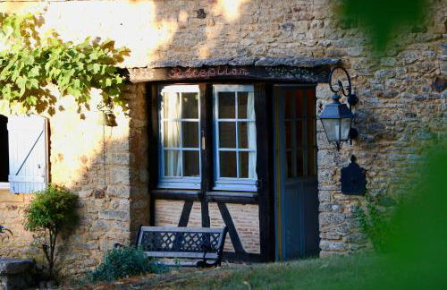 Les Perroutis - Foto 3