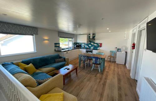 Driftwood Seagrass - Photo 16