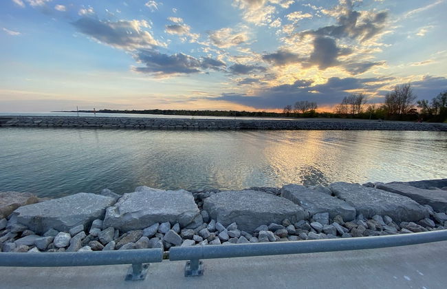 Brand New Basement Apt next to Beach & Go Train - Foto 30