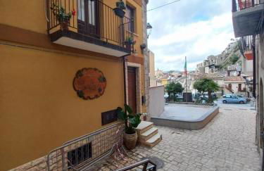 Antico Borgo - A due passi dalle Gole Alcantara - Foto 4