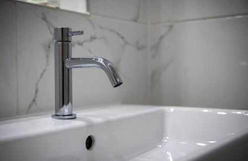 Central 3 Bed Flat 8 Min Walk To City Centre - Pass the Keys - Foto 18