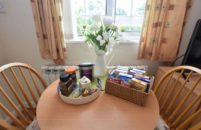 Little Rushbrook Cottages - Foto 12