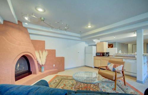 Picturesque Pueblo at Palmer Lake Sleeps 14 - Foto 22