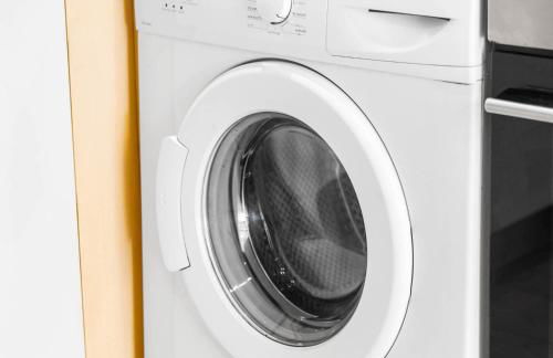 Three Bed House - Parking - Garden - Fast Wi-Fi 19LL - Foto 49