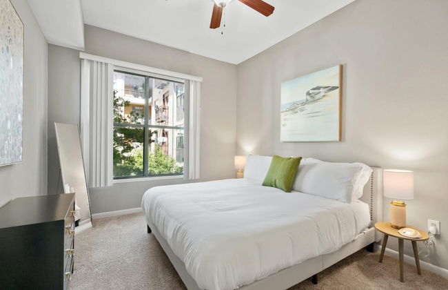 Plano Amazing 2BD 2BA Apartment - Foto 4