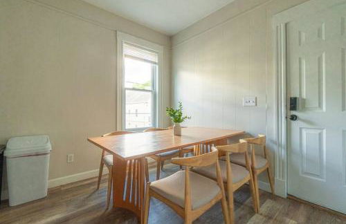 Walk to Downtown Salem with Arcade- Free Parking! - Foto 36