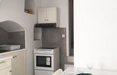 Thomas Traditional House in Chora - Photo 18