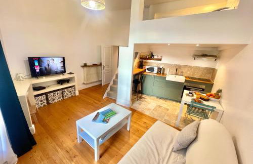 " Studio Vasconia " Hyper Centre - Mezzanine -Wifi - Foto 6