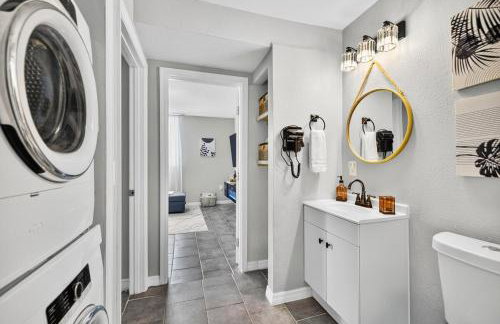 Cozy Guesthouse St Pete, 6 min to DT, Private - Foto 14