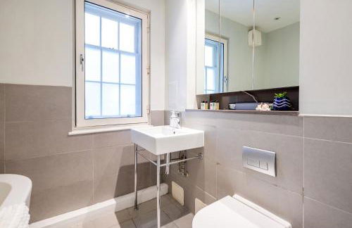 Welcome London St Martin's - Photo 43