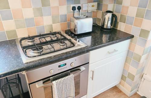 Rusper Retreat - Gatwick - Photo 10