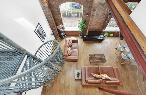 Large Industrial Style 2 Bedroom Apartment Short Term Rental & Flexible Renting Canary Wharf With Free WiFi - Photo 29