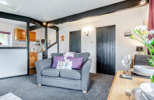 1 Bed in Looe oc-90173 - Photo 4