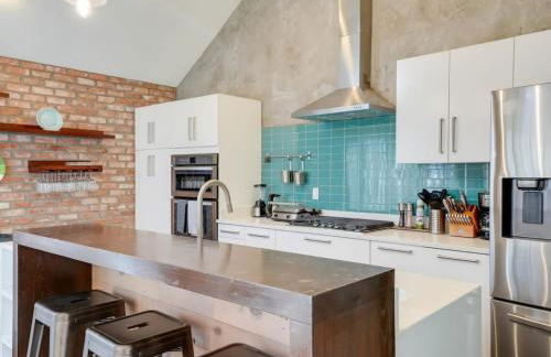 3-BD 2-BA Northern Dallas Retreat Hot Tub and BBQ - Photo 13