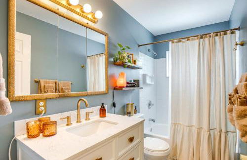 Near Shops and Eats Elegant Home in Wheat Ridge! - Foto 16