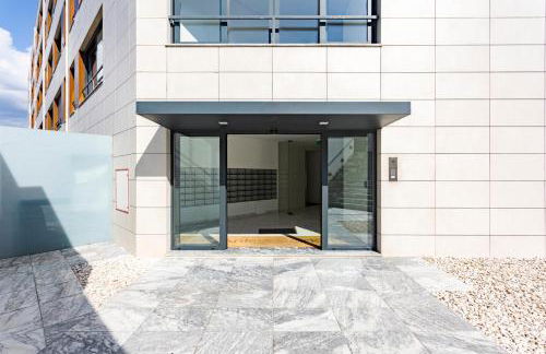 Studio w/ Terrace, Pool & Gym | Antas by Host Wise - Foto 22