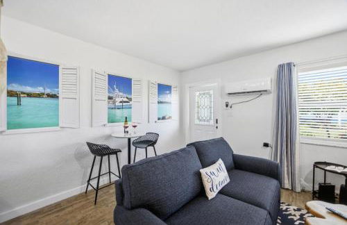 107-Waterfront-Walk to beach-Lovely - Foto 5