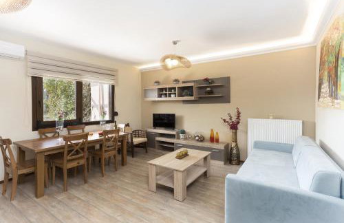 TwinStars apartment with courtyard and view - Foto 1