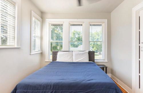 Luxurious 6 bedroom villa near downtown - Foto 56